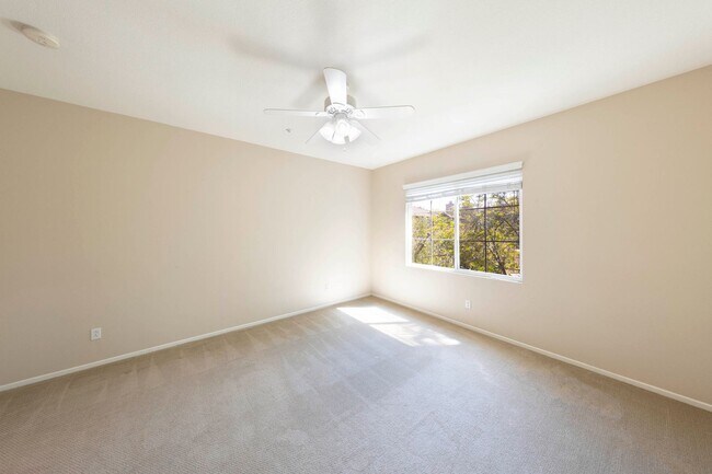 Building Photo - Irvine - Gated Northwood Point Townhome!