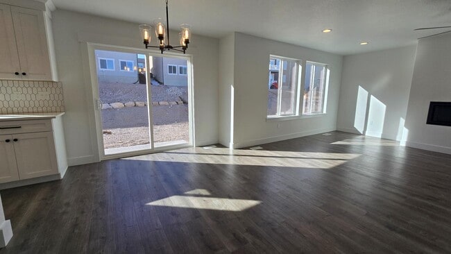 Building Photo - 687 Boseman Wy