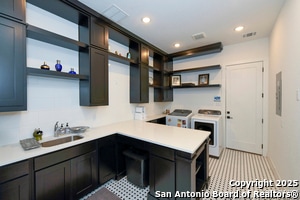 Building Photo - 26643 White Eagle Dr