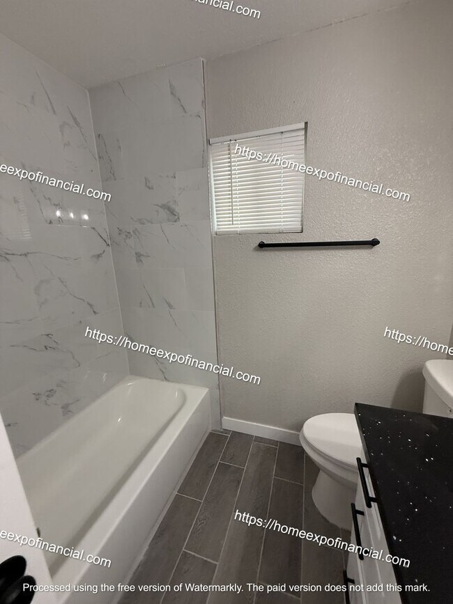 Building Photo - Nice Home For Rent