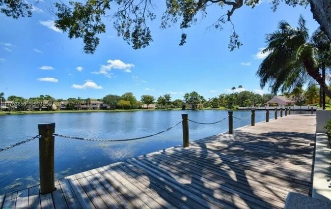 Building Photo - 3299 Cocoplum Cir