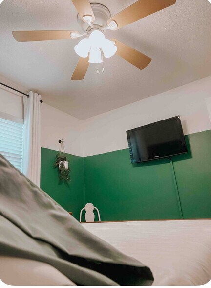 Building Photo - 1447 Caribbean Dr