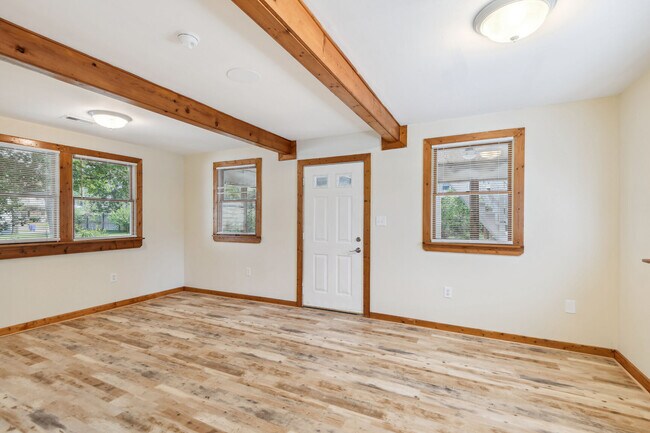 Building Photo - 12507 Starlight Ln