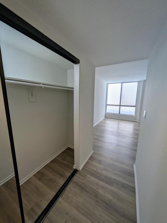 Building Photo - 1312 S Saltair Ave