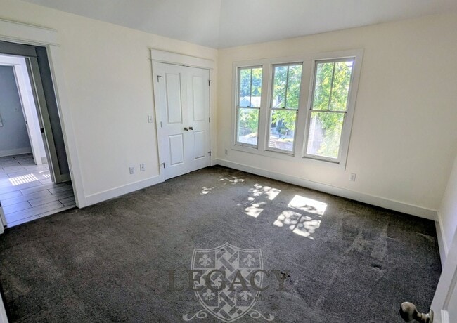 Building Photo - 1708 4th Ave N