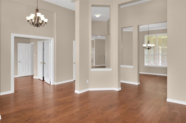 Building Photo - 2704 Oakland Hills Dr