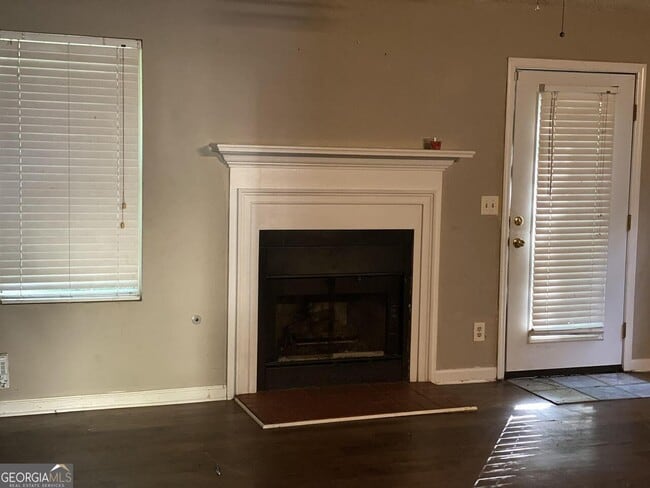 Building Photo - 656 Kilkenny Cir