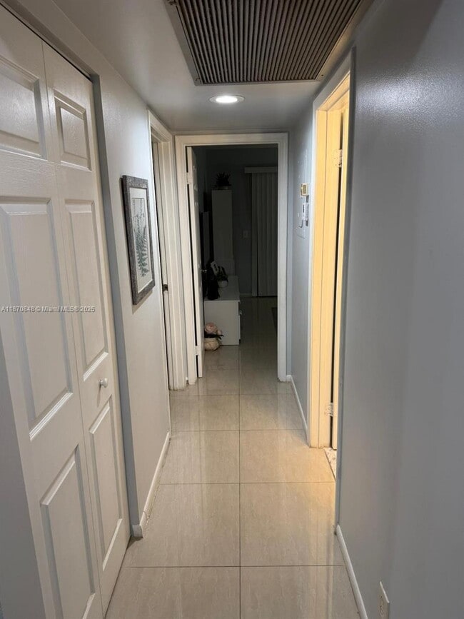 Building Photo - 13255 SW 9th Ct