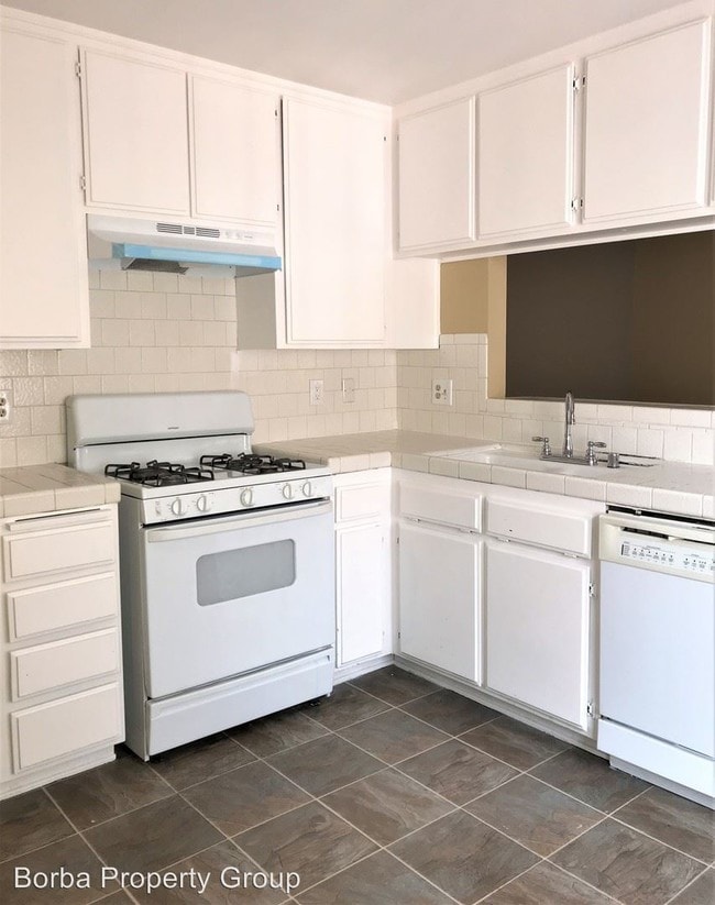 Building Photo - 1527 Torrance Blvd