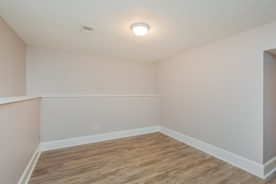 Building Photo - 1589 Cherry Hill Ln SW