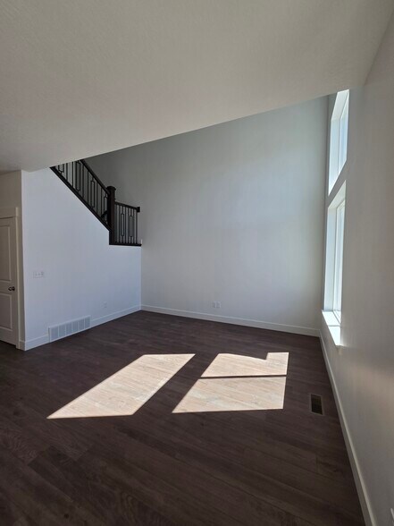 Building Photo - 4816 S Heartwood Rd