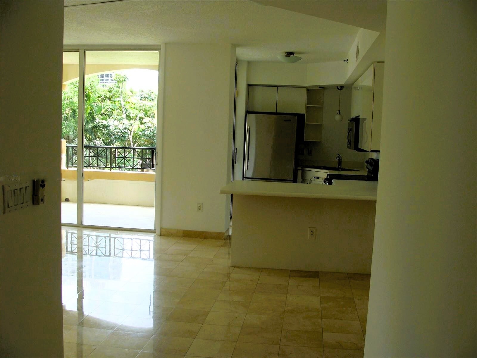 Building Photo - 1834 Brickell Ave