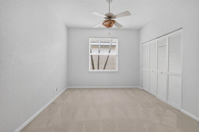Building Photo - 5346 Vallejo Terrace