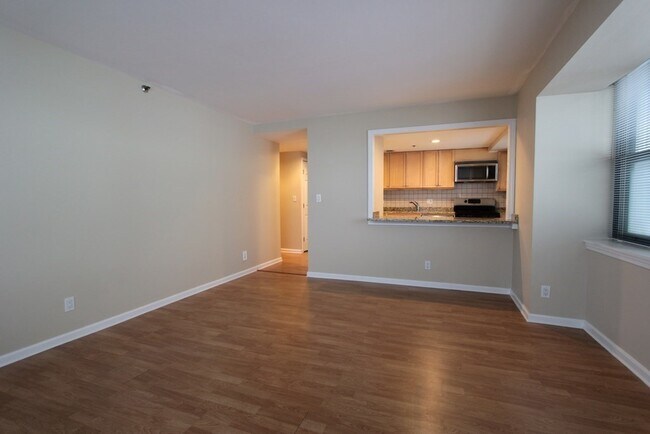 Building Photo - 172 Tremont St