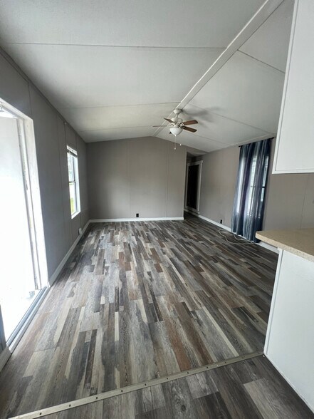 Building Photo - 6539 Townsend Rd