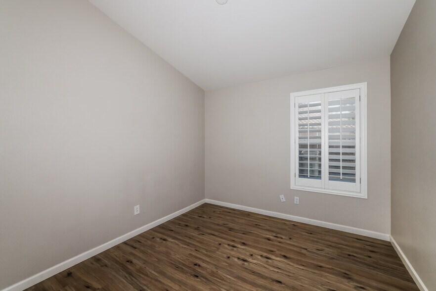 Building Photo - 20706 N 98th Ln