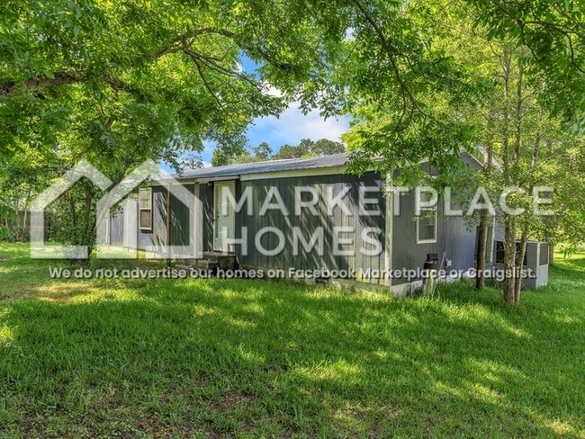 Building Photo - 664 Cherokee Dr