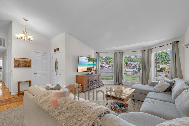 Building Photo - 19346 Sunset Springs Dr