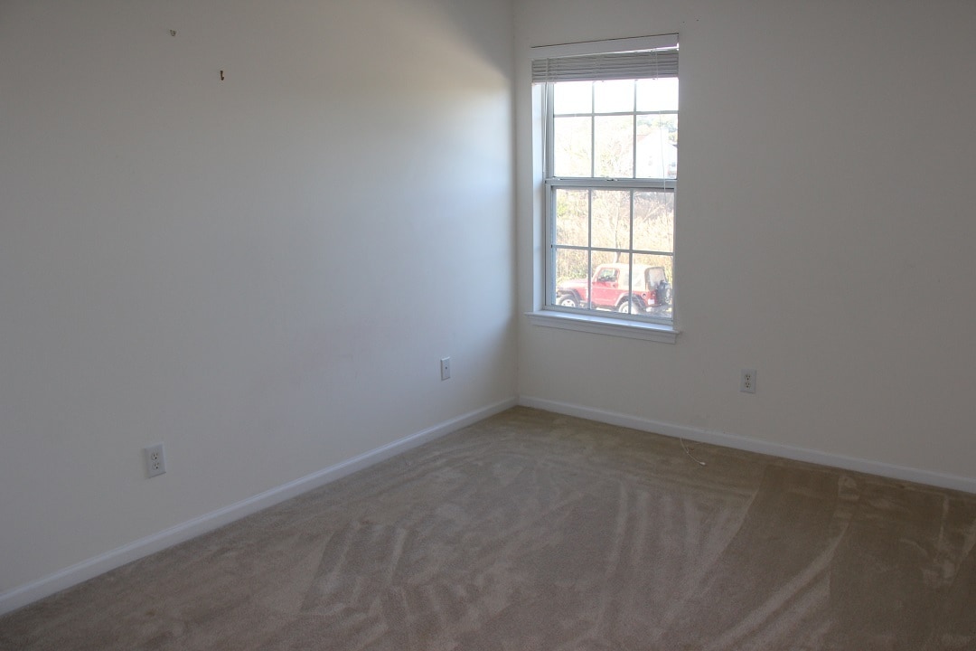 Building Photo - 148 River Walk Ct