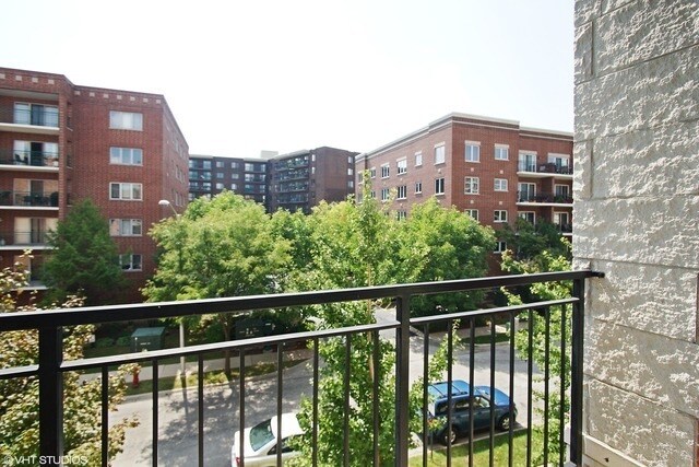 Building Photo - 1670 Mill St