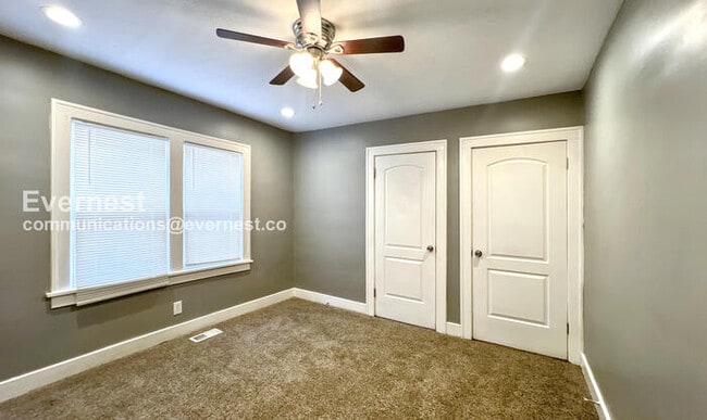 Building Photo - 3421 Indiana Ave