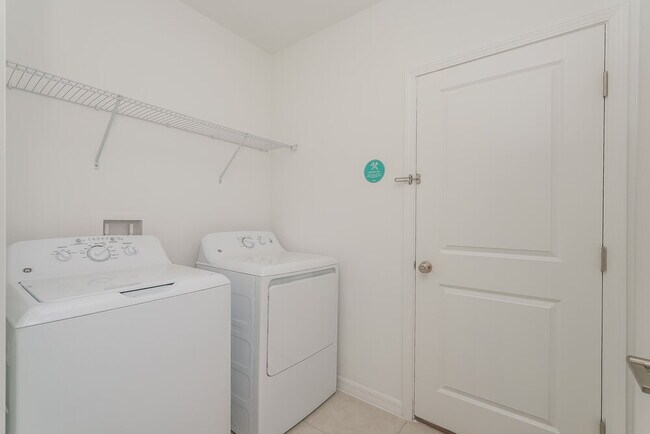 Building Photo - 17919 Blissful Stars Dr