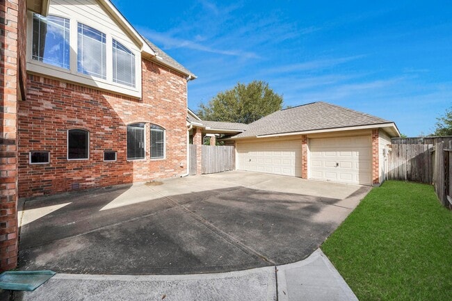 Building Photo - 17618 Raven Canyon Ln