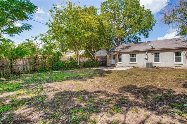 Building Photo - 4726 Wateka Dr