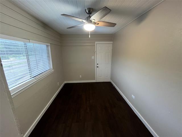 Building Photo - 4942 Garland Ave