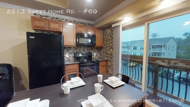 Building Photo - 2213 Sweet Home Rd