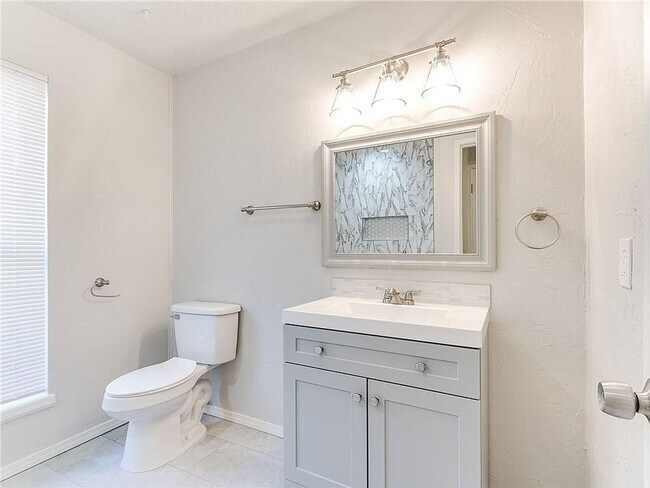 Building Photo - Beautifully Updated 3-Bed, 2-Bath Home in Oklahoma City