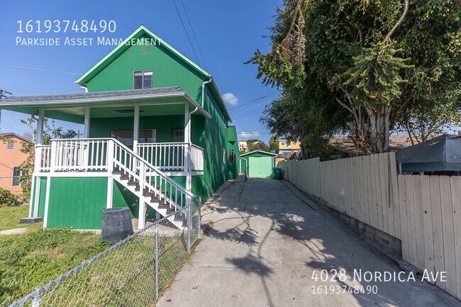 Building Photo - 4028 Nordica Ave