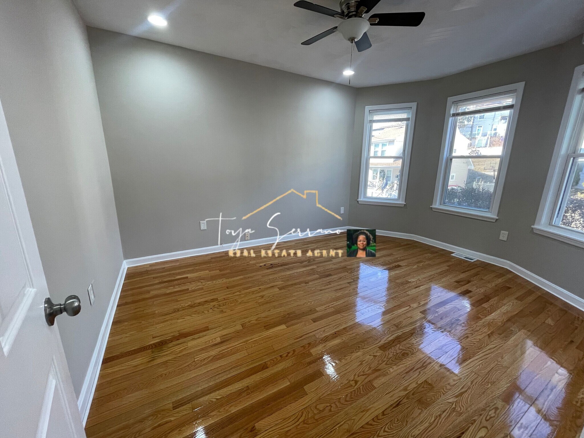 Building Photo - 68 Bellevue St