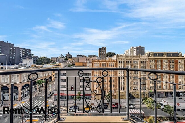 Building Photo - 1776 Sacramento St