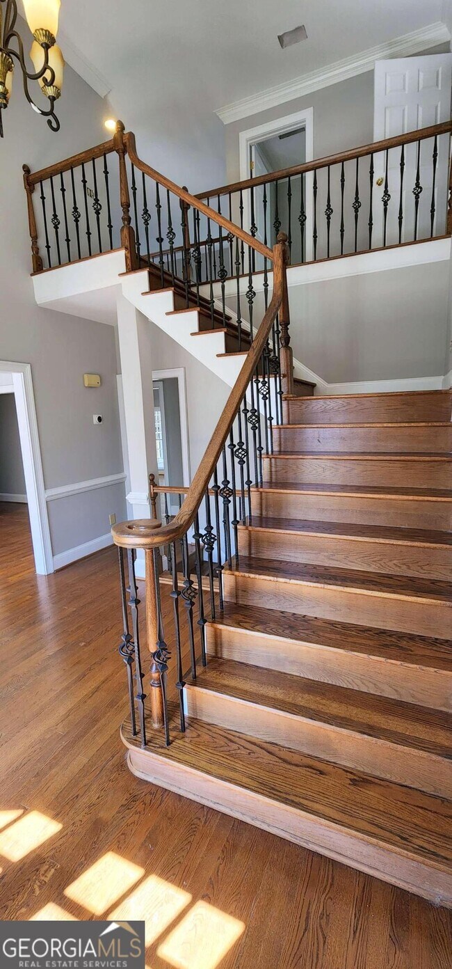 Building Photo - 105 Cartier Ct