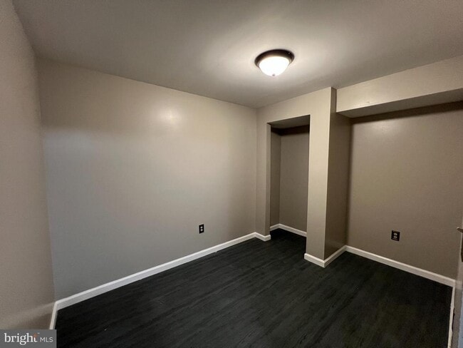 Building Photo - 10108 Oklahoma Ct