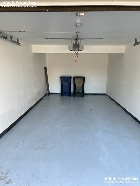 Building Photo - 133 N Huffman St