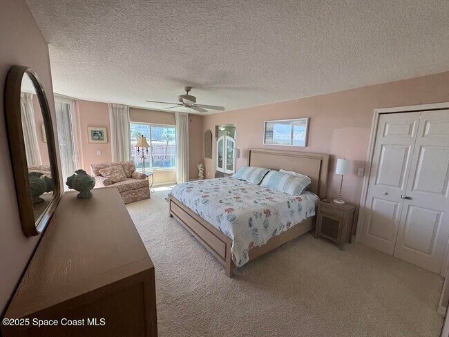 Building Photo - 3740 Ocean Beach Blvd