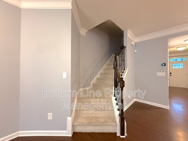 Building Photo - 13450 Savannah Point Dr