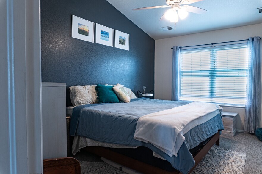 Building Photo - 3477 Grey Owl Point