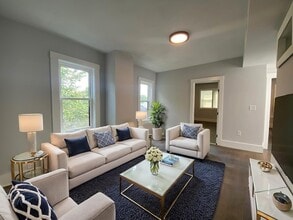 Building Photo - 118 Marginal St