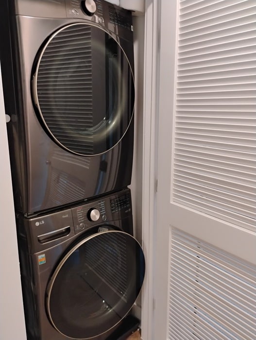 Building Photo - 353 Wash Holw Dr