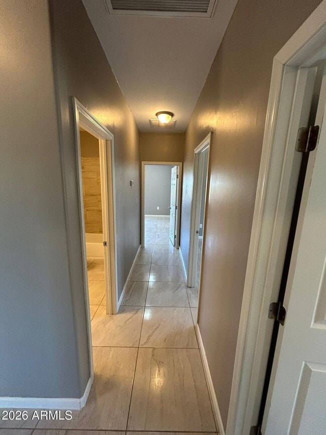 Building Photo - 2742 N Washington Ave