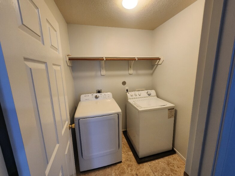 Building Photo - 17923 Egret Lake Way