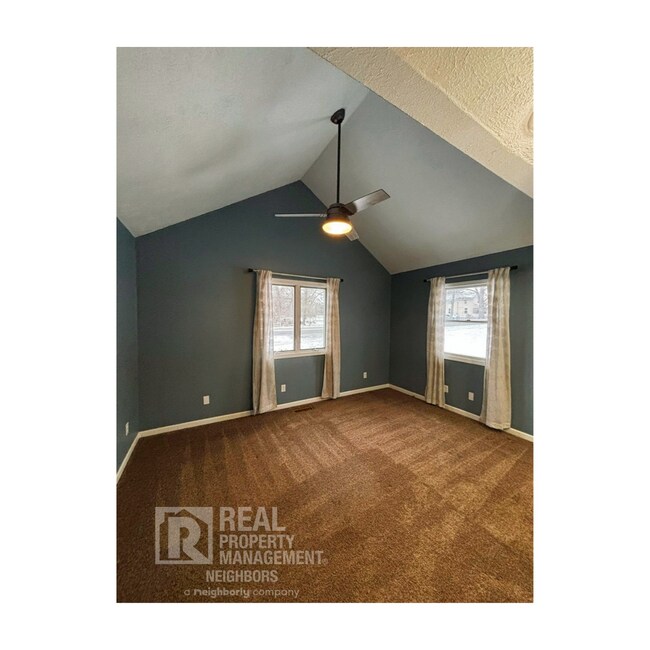 Building Photo - Beautiful 3 Bedroom, 2 Bathroom Home in Clarksville, MI