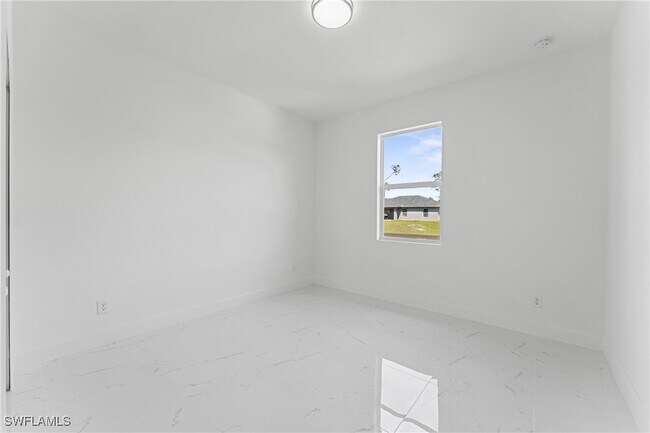 Building Photo - 3111 40th St W