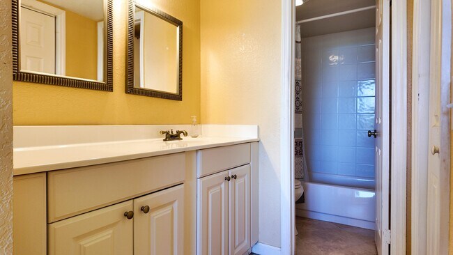 Building Photo - 4363 Trevi Ct