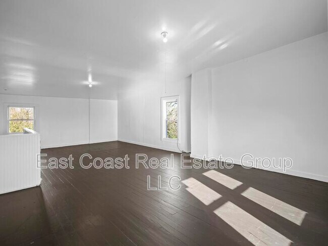 Building Photo - 111 West Side Ave