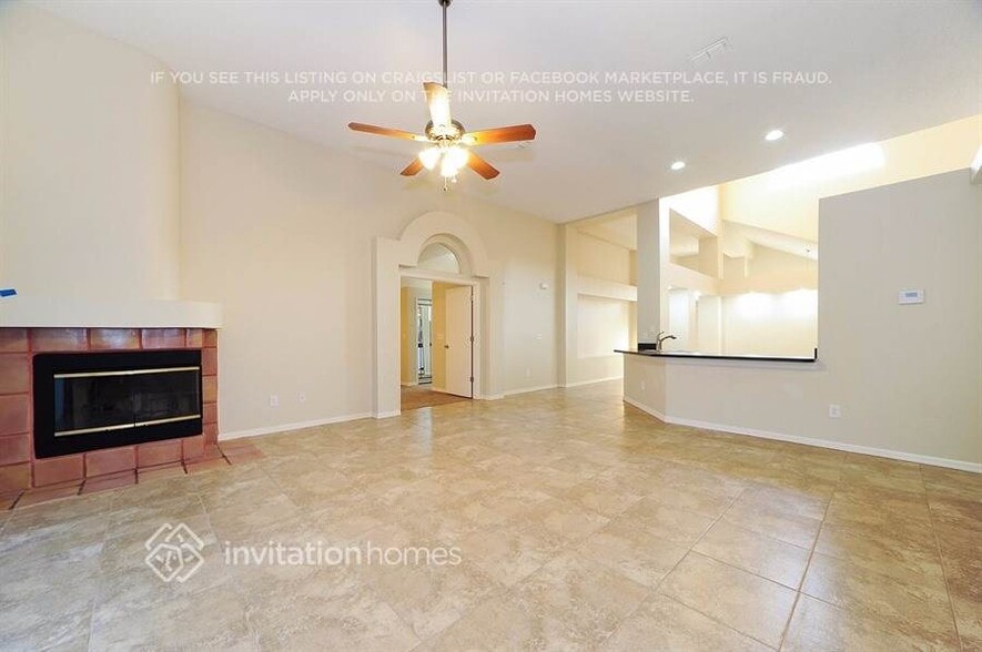 Building Photo - 18528 Avocet Dr