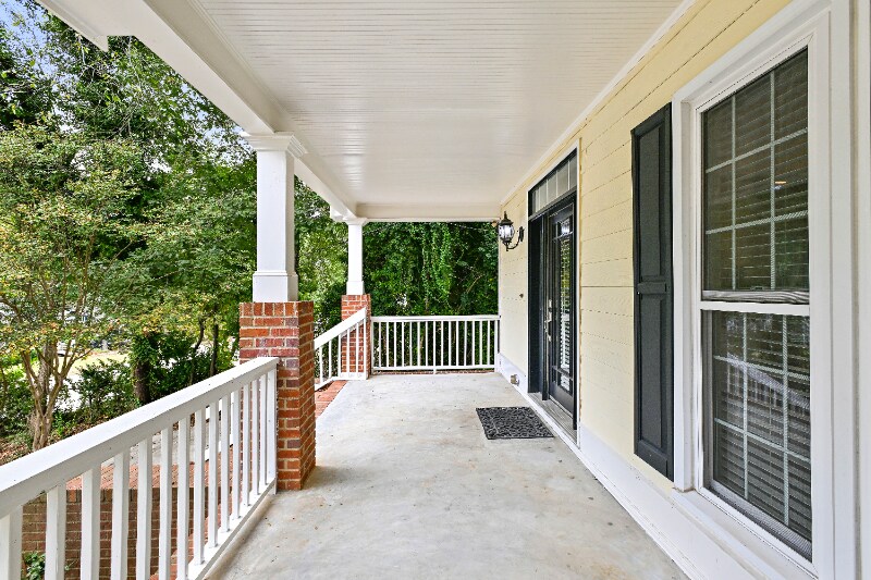 Building Photo - 1058 Jefferson Ave